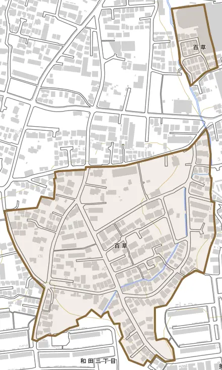 百草とその周辺の地図。町の範囲を重ねている