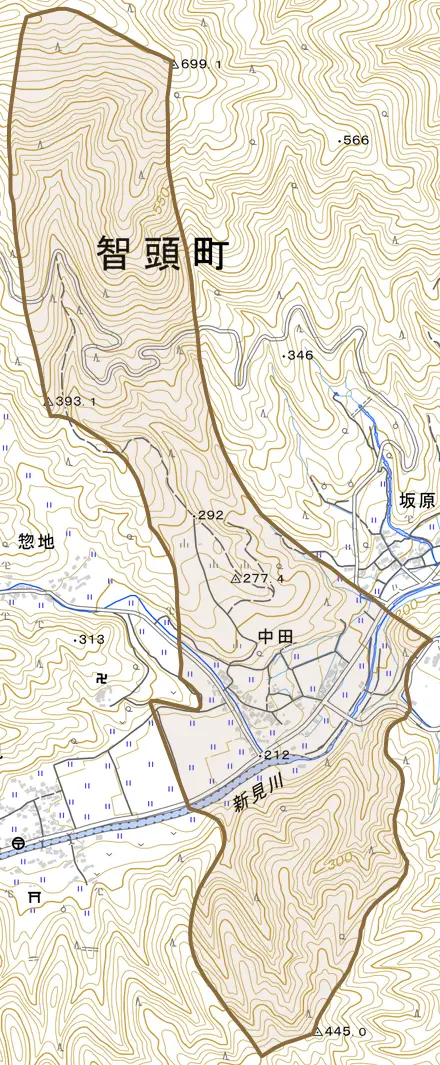 大字中田とその周辺の地図。町の範囲を重ねている