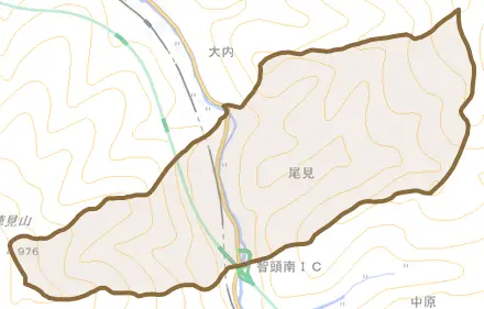 大字尾見とその周辺の地図。町の範囲を重ねている