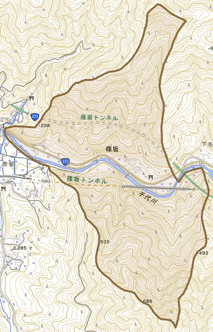 大字篠坂とその周辺の地図。町の範囲を重ねている