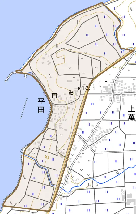平田とその周辺の地図。町の範囲を重ねている