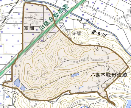 富岡とその周辺の地図。町の範囲を重ねている
