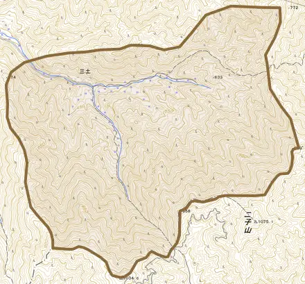 三土とその周辺の地図。町の範囲を重ねている