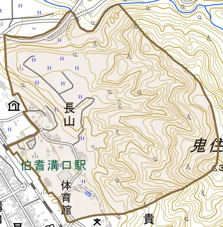 長山とその周辺の地図。町の範囲を重ねている