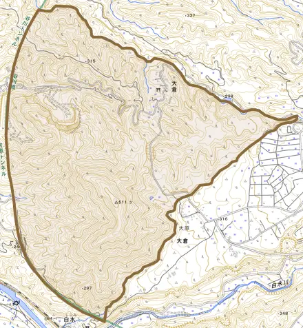 大倉とその周辺の地図。町の範囲を重ねている