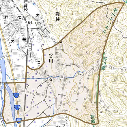 谷川とその周辺の地図。町の範囲を重ねている