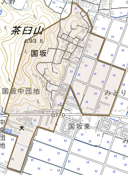 国坂とその周辺の地図。町の範囲を重ねている