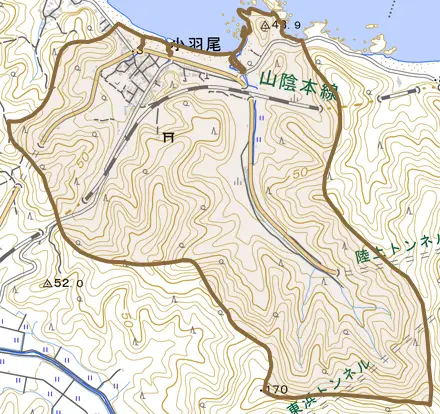 大字小羽尾とその周辺の地図。町の範囲を重ねている