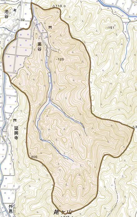 大字黒谷とその周辺の地図。町の範囲を重ねている