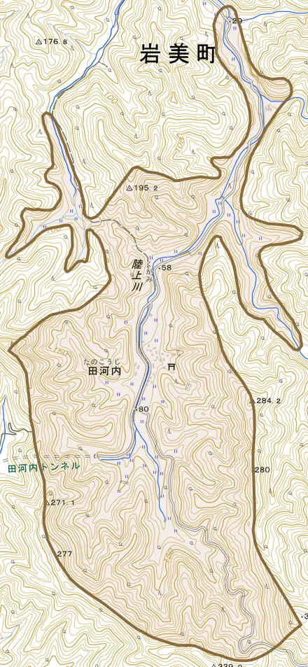 大字田河内とその周辺の地図。町の範囲を重ねている
