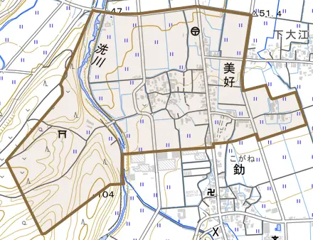 大字美好とその周辺の地図。町の範囲を重ねている