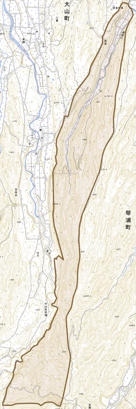 大字尾張とその周辺の地図。町の範囲を重ねている
