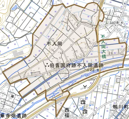 不入岡とその周辺の地図。町の範囲を重ねている