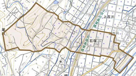 石塚とその周辺の地図。町の範囲を重ねている