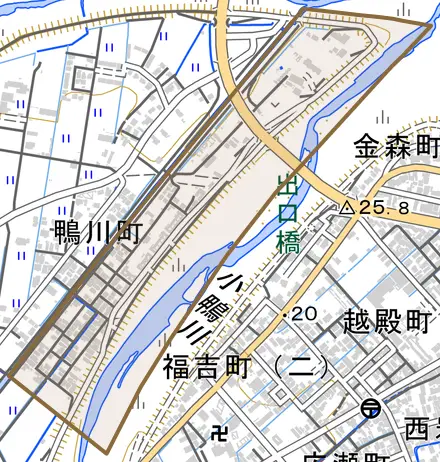 鴨川町とその周辺の地図。町の範囲を重ねている