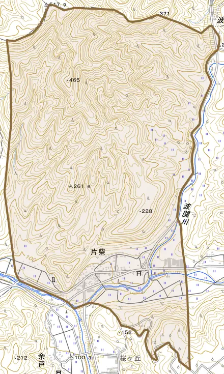 大字片柴とその周辺の地図。町の範囲を重ねている