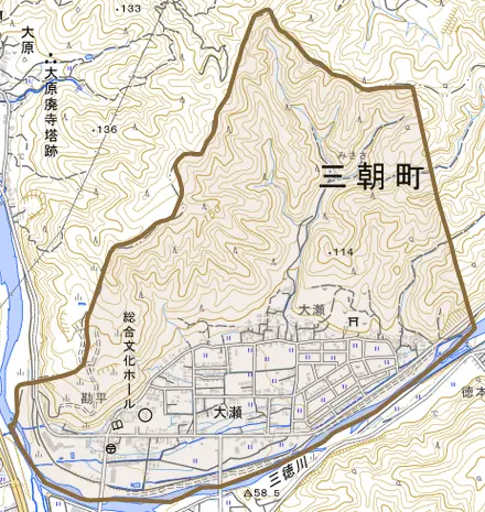 大字大瀬とその周辺の地図。町の範囲を重ねている