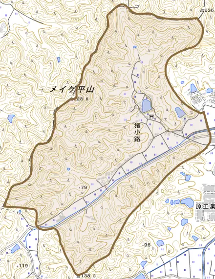 猪小路とその周辺の地図。町の範囲を重ねている