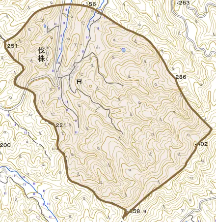 伐株とその周辺の地図。町の範囲を重ねている