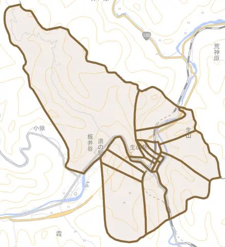生山とその周辺の地図。町の範囲を重ねている