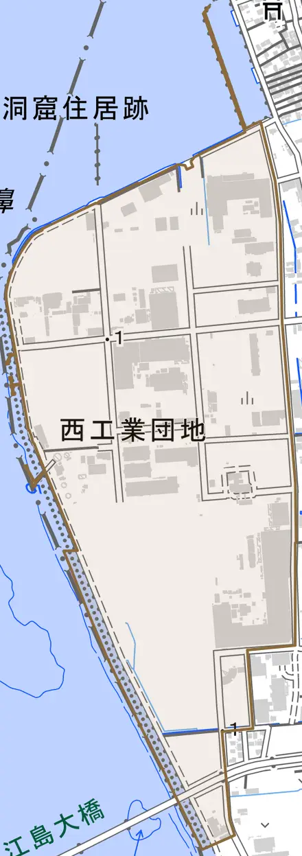 西工業団地とその周辺の地図。町の範囲を重ねている