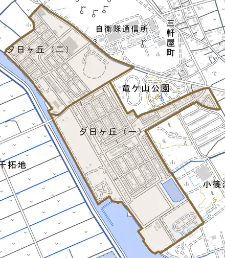 夕日ヶ丘とその周辺の地図。町の範囲を重ねている
