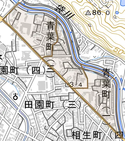 青葉町とその周辺の地図。町の範囲を重ねている