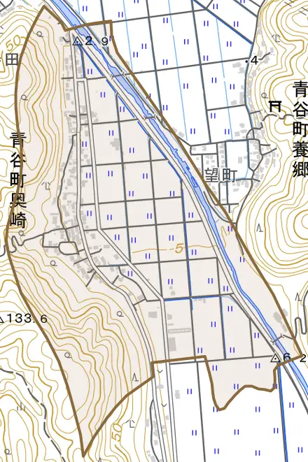 青谷町奥崎とその周辺の地図。町の範囲を重ねている