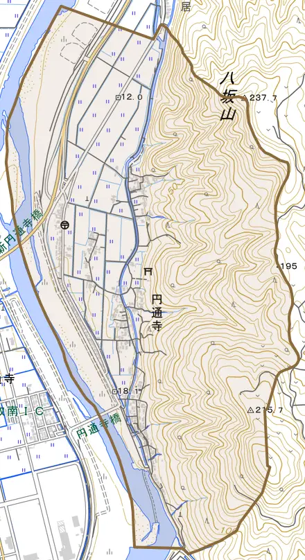 円通寺とその周辺の地図。町の範囲を重ねている