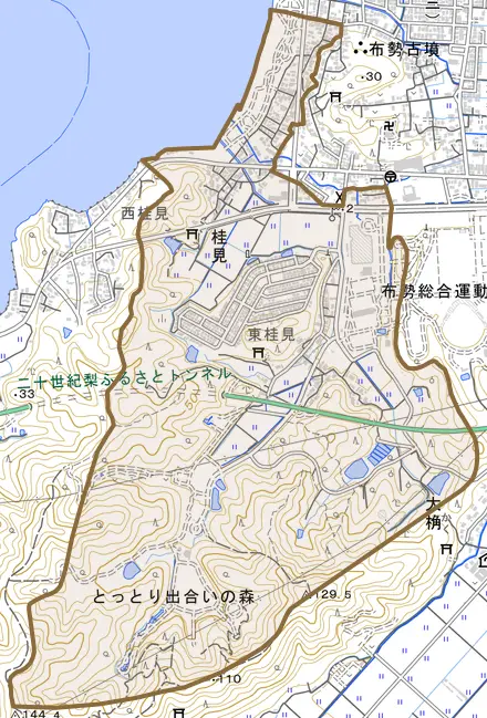 桂見とその周辺の地図。町の範囲を重ねている