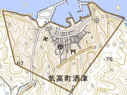 気高町酒津とその周辺の地図。町の範囲を重ねている