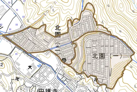 北園とその周辺の地図。町の範囲を重ねている