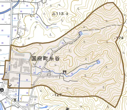 国府町糸谷とその周辺の地図。町の範囲を重ねている