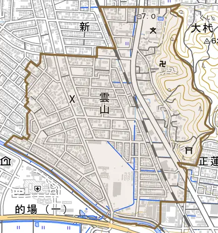 雲山とその周辺の地図。町の範囲を重ねている