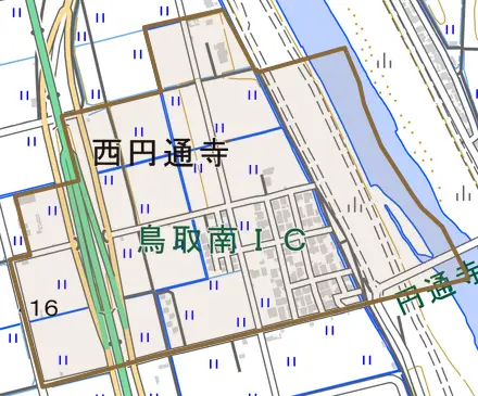 西円通寺とその周辺の地図。町の範囲を重ねている
