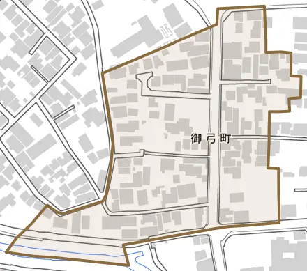 御弓町とその周辺の地図。町の範囲を重ねている