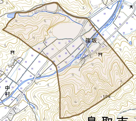 篠坂とその周辺の地図。町の範囲を重ねている