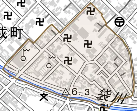 寺町とその周辺の地図。町の範囲を重ねている