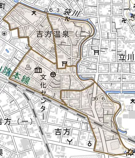 吉方温泉とその周辺の地図。町の範囲を重ねている