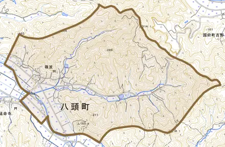 篠波とその周辺の地図。町の範囲を重ねている
