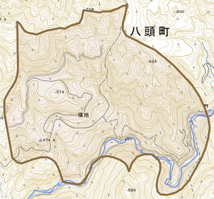横地とその周辺の地図。町の範囲を重ねている