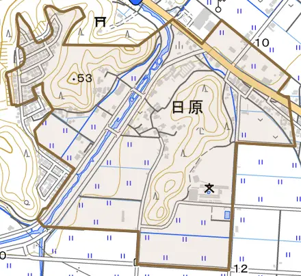日原とその周辺の地図。町の範囲を重ねている