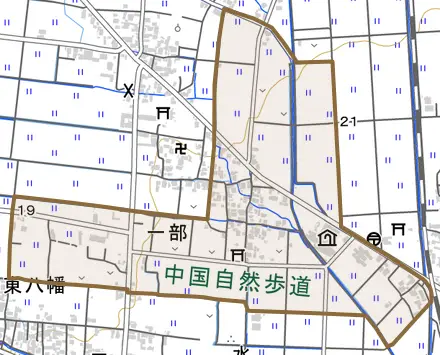 一部とその周辺の地図。町の範囲を重ねている