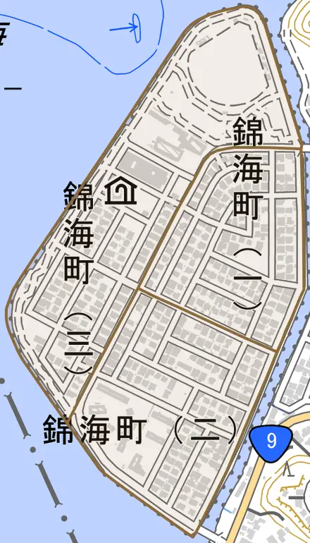 錦海町とその周辺の地図。町の範囲を重ねている