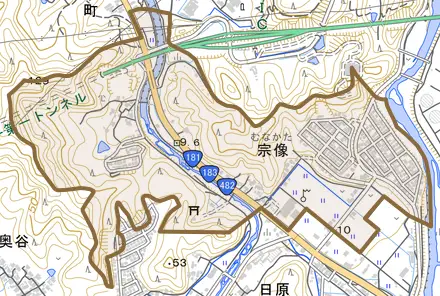 宗像とその周辺の地図。町の範囲を重ねている