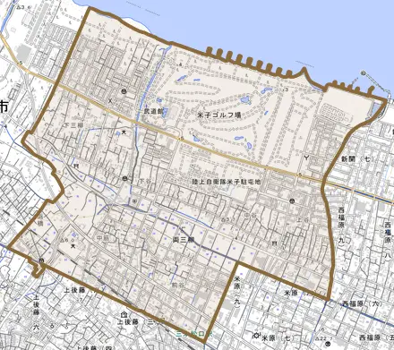 両三柳とその周辺の地図。町の範囲を重ねている