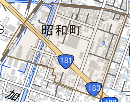 昭和町とその周辺の地図。町の範囲を重ねている