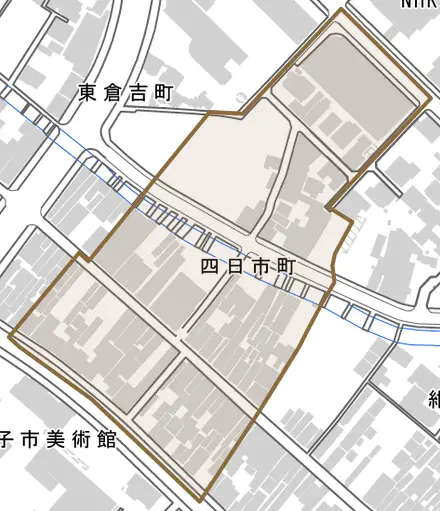 四日市町とその周辺の地図。町の範囲を重ねている