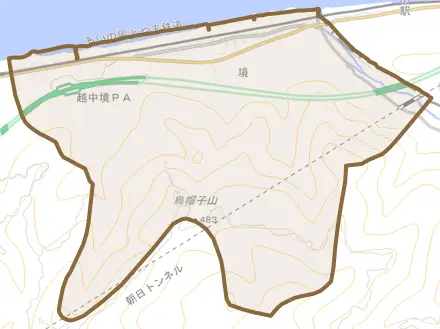 境とその周辺の地図。町の範囲を重ねている