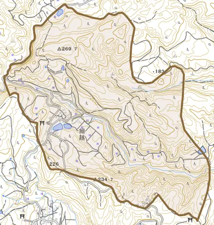 細越とその周辺の地図。町の範囲を重ねている